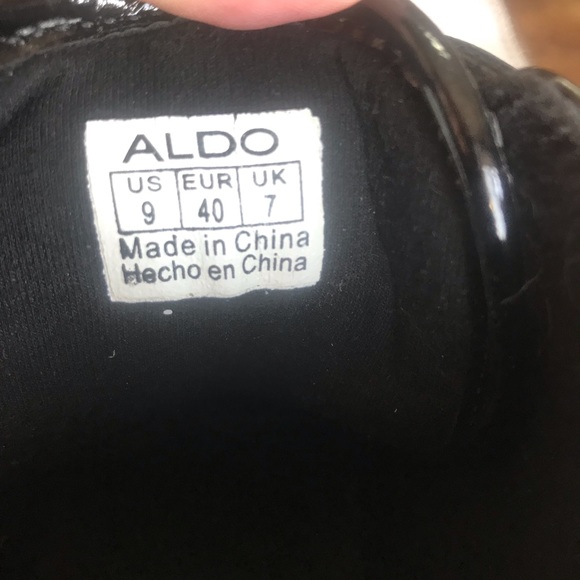 Aldo Hightops Black glittery detail - size 9 but fits like an 8.5 - Picture 4 of 4